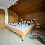 Haus Kneissl * Seefeld in Tirol