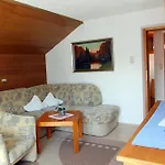 Appartement Haus Kneissl Seefeld in Tirol