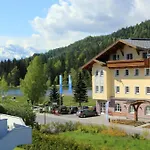 Haus Kneissl Lägenhet