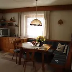 Haus Kneissl Seefeld in Tirol