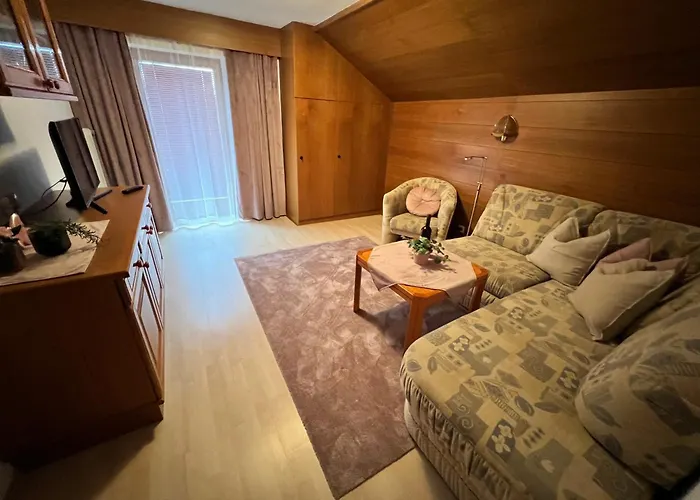 Apartament Haus Kneissl Seefeld w Tirolu