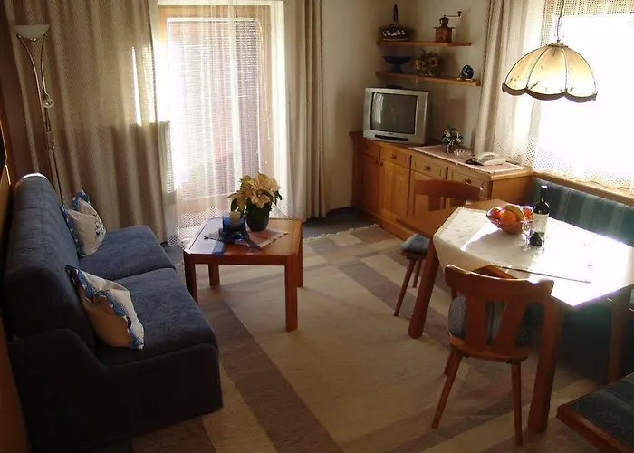 Haus Kneissl Seefeld w Tirolu