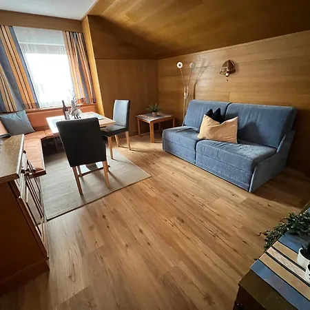 Апартаменти Haus Kneissl Зефельд-ін-Тіроль