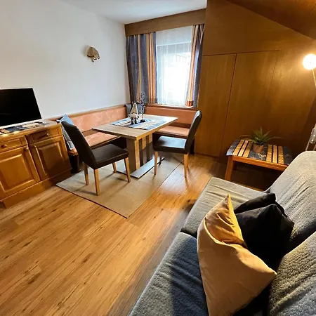 Haus Kneissl Зефельд-ін-Тіроль